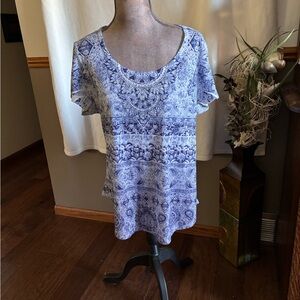 Elegant Blue Patterned Short Sleeve Top